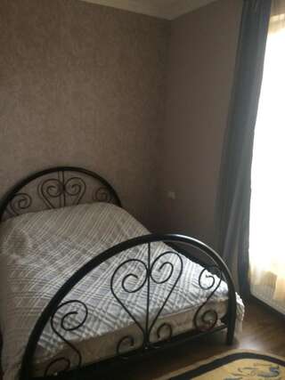 Гостевой дом Digomi Guesthouse Тбилиси Большой двухместный номер с 1 кроватью-4